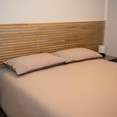 Black Marble - Design Apartment Bari Esterno foto