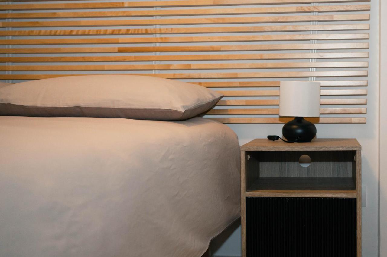 Black Marble - Design Apartment Bari Esterno foto